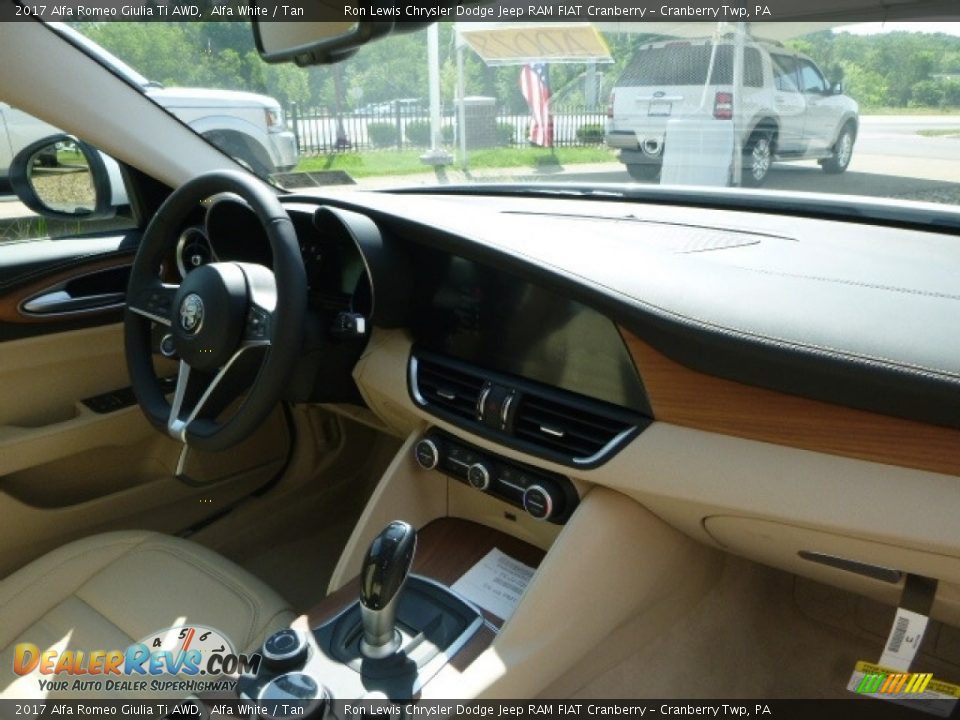 2017 Alfa Romeo Giulia Ti AWD Alfa White / Tan Photo #15