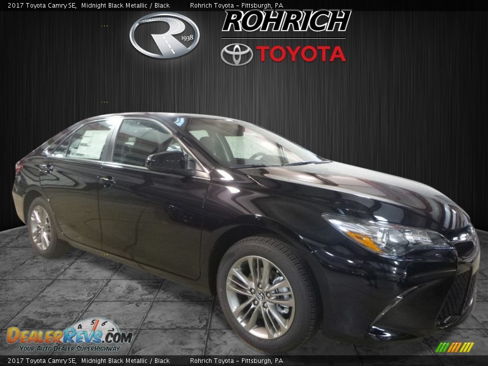 2017 Toyota Camry SE Midnight Black Metallic / Black Photo #1
