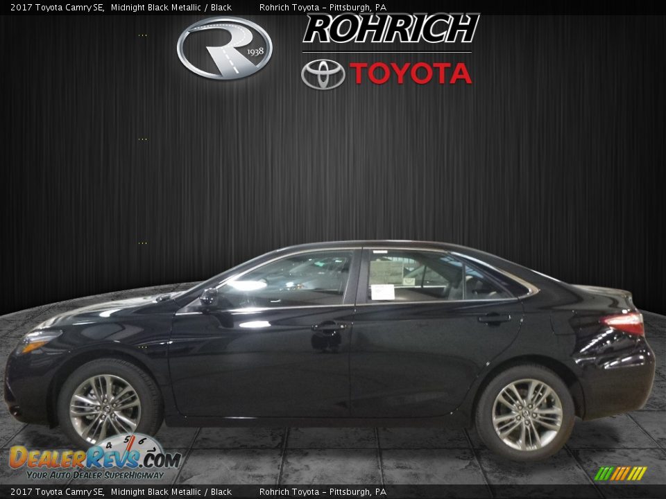 2017 Toyota Camry SE Midnight Black Metallic / Black Photo #3