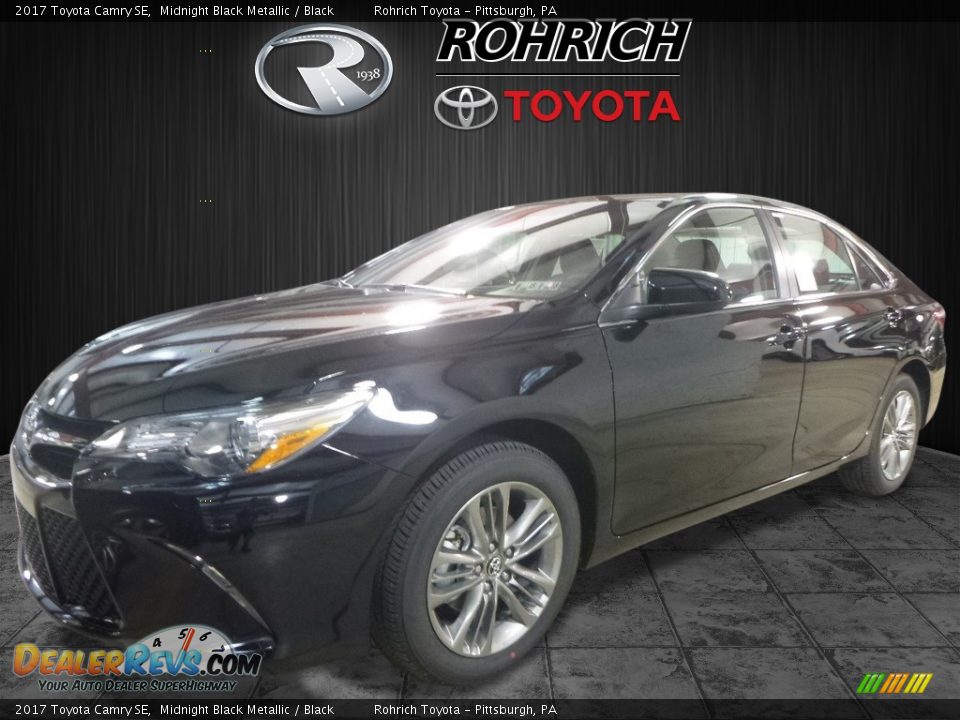 2017 Toyota Camry SE Midnight Black Metallic / Black Photo #4