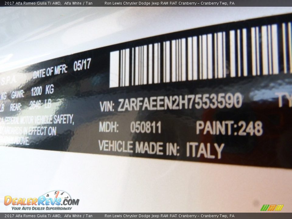 2017 Alfa Romeo Giulia Ti AWD Alfa White / Tan Photo #22