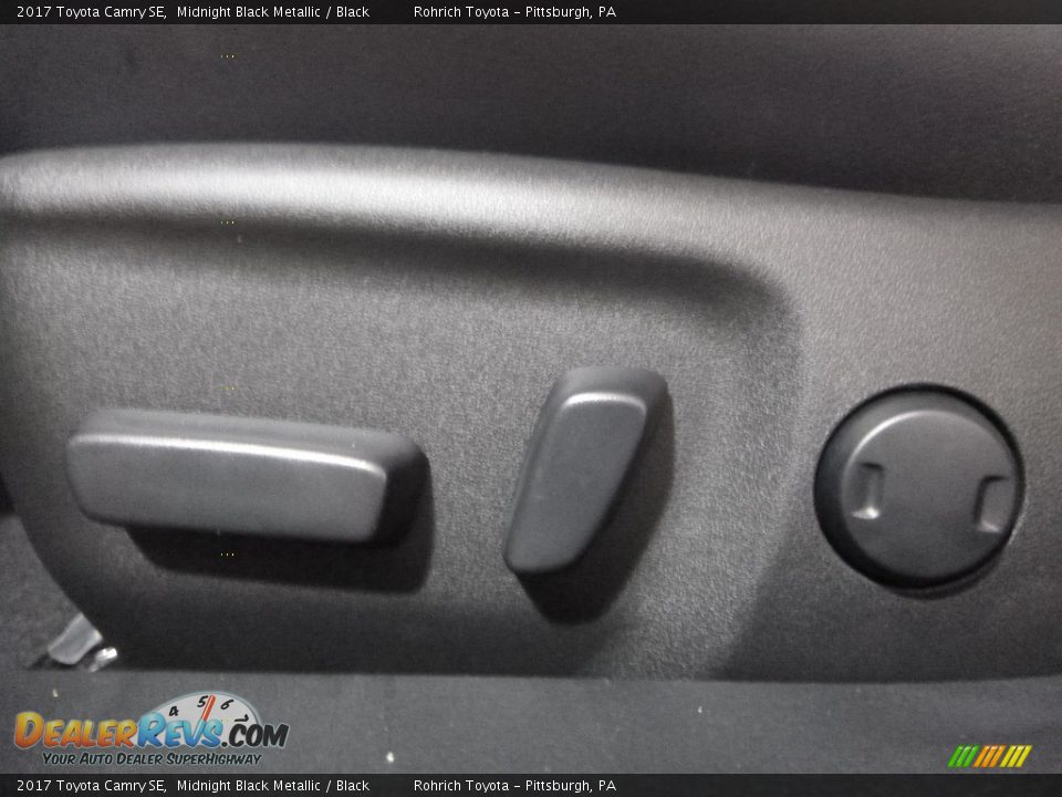 2017 Toyota Camry SE Midnight Black Metallic / Black Photo #11