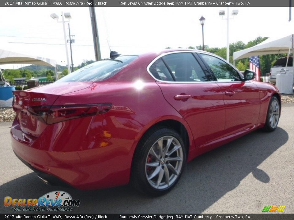 2017 Alfa Romeo Giulia Ti AWD Rosso Alfa (Red) / Black Photo #7