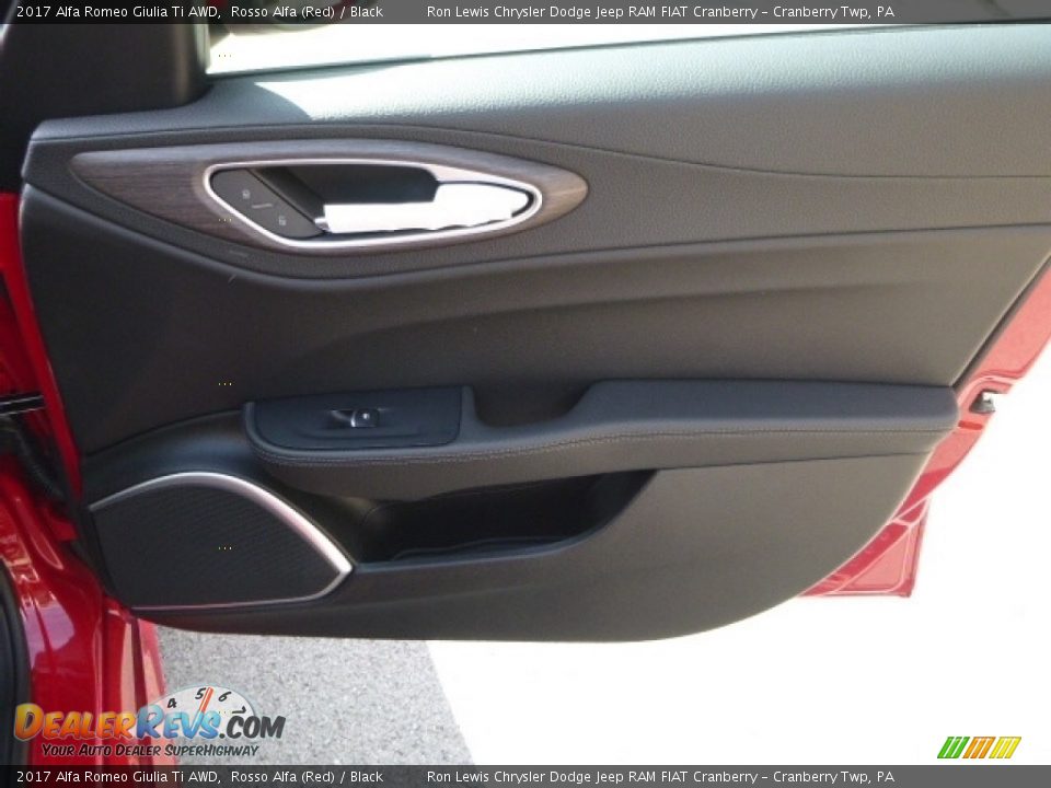2017 Alfa Romeo Giulia Ti AWD Rosso Alfa (Red) / Black Photo #13