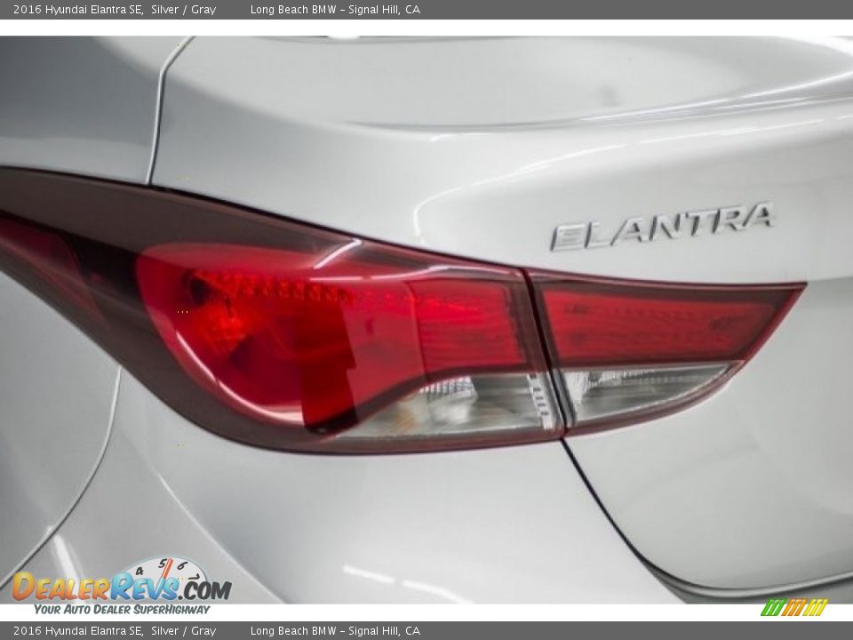 2016 Hyundai Elantra SE Silver / Gray Photo #6