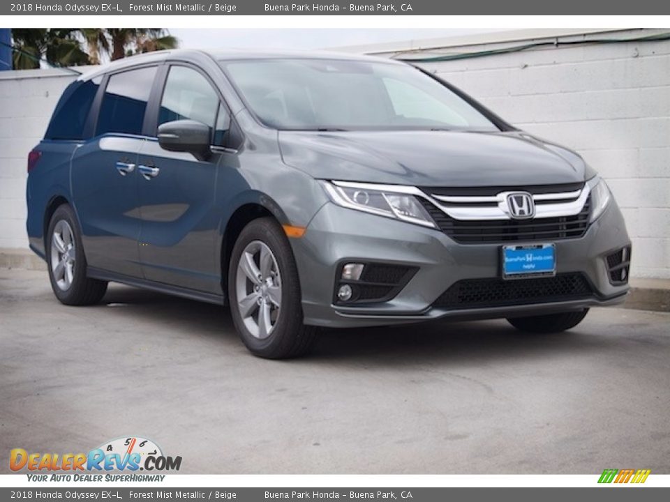 Front 3/4 View of 2018 Honda Odyssey EX-L Photo #1