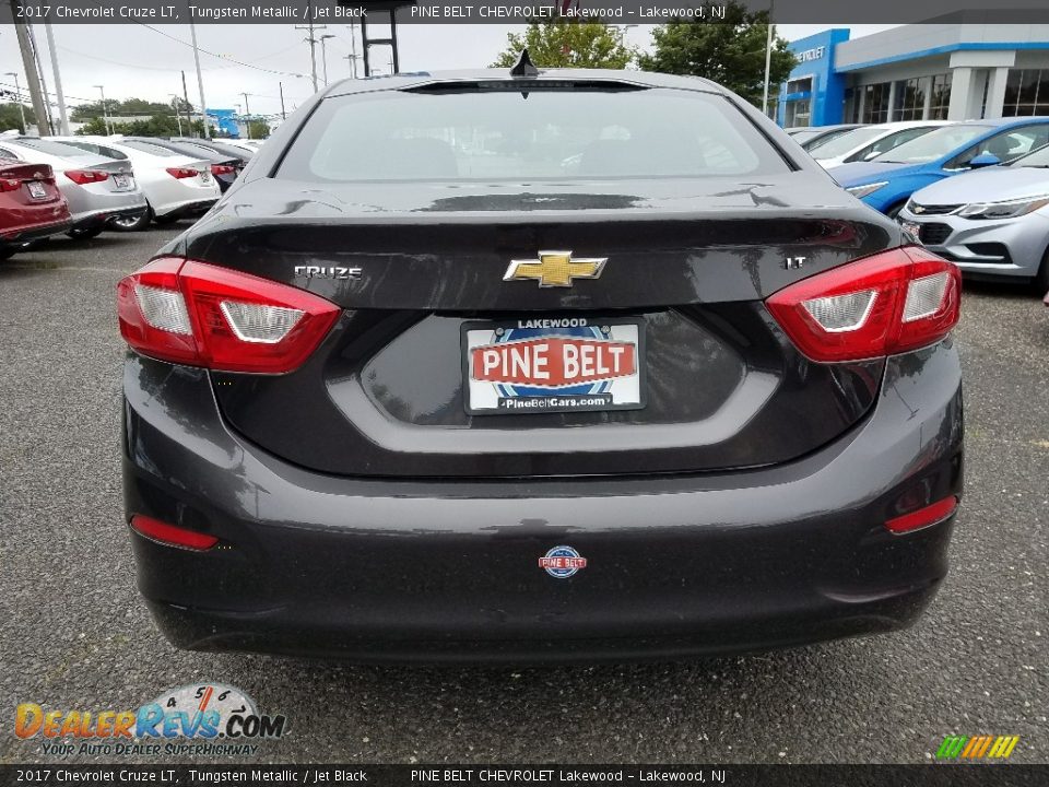 2017 Chevrolet Cruze LT Tungsten Metallic / Jet Black Photo #7