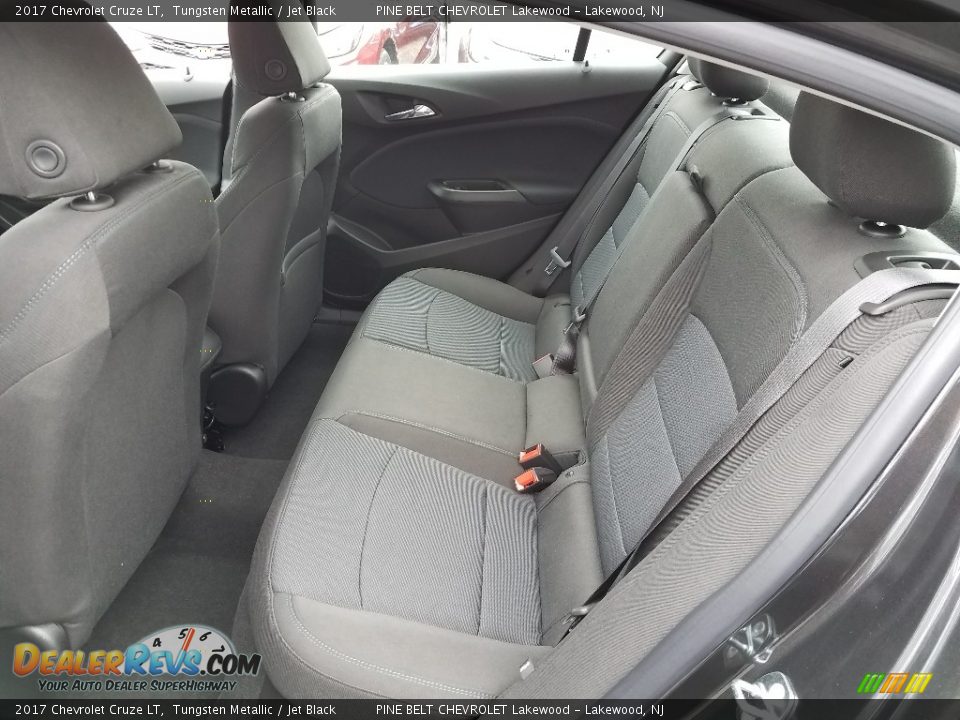2017 Chevrolet Cruze LT Tungsten Metallic / Jet Black Photo #8