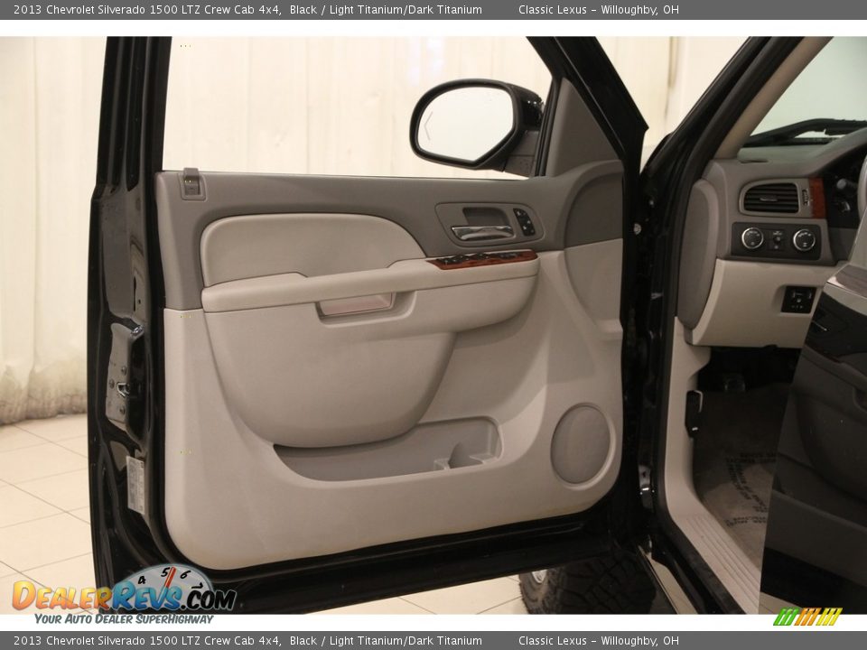 2013 Chevrolet Silverado 1500 LTZ Crew Cab 4x4 Black / Light Titanium/Dark Titanium Photo #4