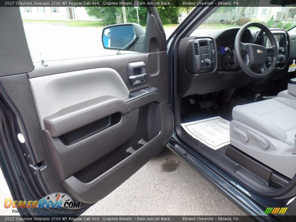 2017 Chevrolet Silverado 1500 WT Regular Cab 4x4 Graphite Metallic / Dark Ash/Jet Black Photo #12