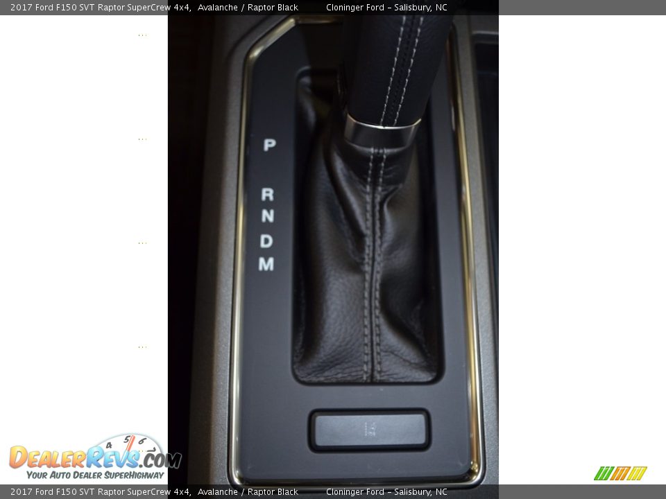 2017 Ford F150 SVT Raptor SuperCrew 4x4 Shifter Photo #14