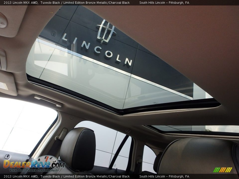 2013 Lincoln MKX AWD Tuxedo Black / Limited Edition Bronze Metallic/Charcoal Black Photo #20
