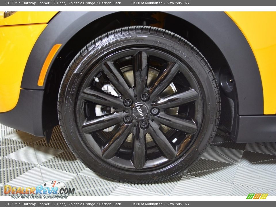 2017 Mini Hardtop Cooper S 2 Door Volcanic Orange / Carbon Black Photo #22