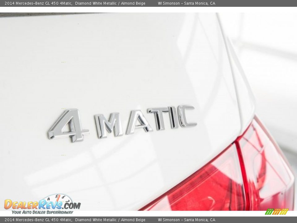 2014 Mercedes-Benz GL 450 4Matic Diamond White Metallic / Almond Beige Photo #24