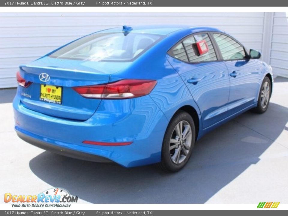 2017 Hyundai Elantra SE Electric Blue / Gray Photo #8