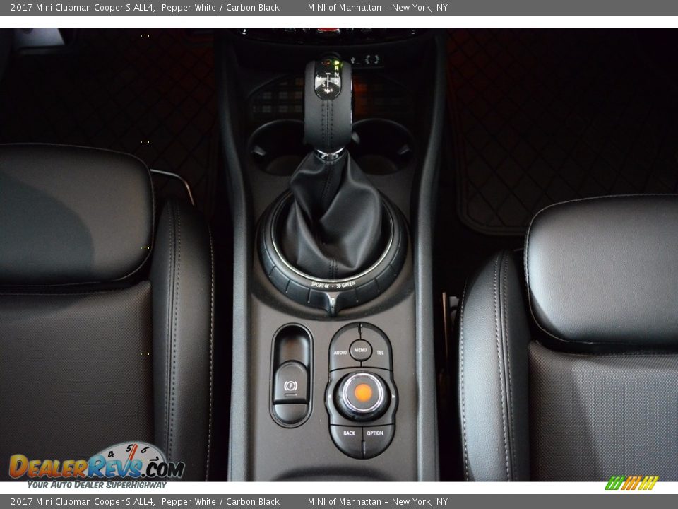 2017 Mini Clubman Cooper S ALL4 Pepper White / Carbon Black Photo #12