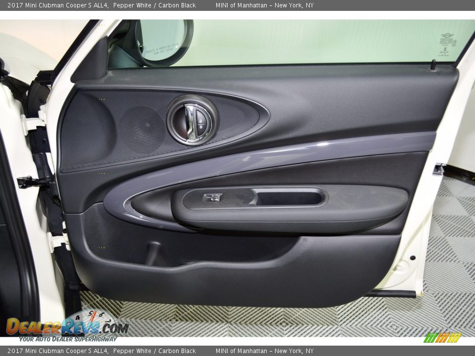 2017 Mini Clubman Cooper S ALL4 Pepper White / Carbon Black Photo #17