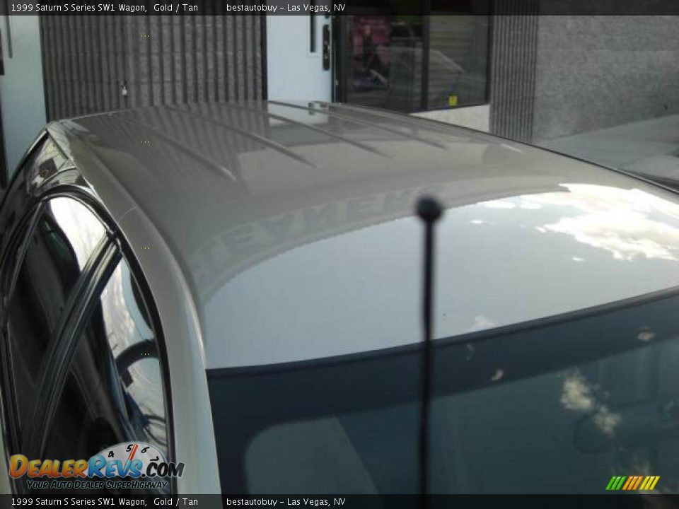 1999 Saturn S Series SW1 Wagon Gold / Tan Photo #12