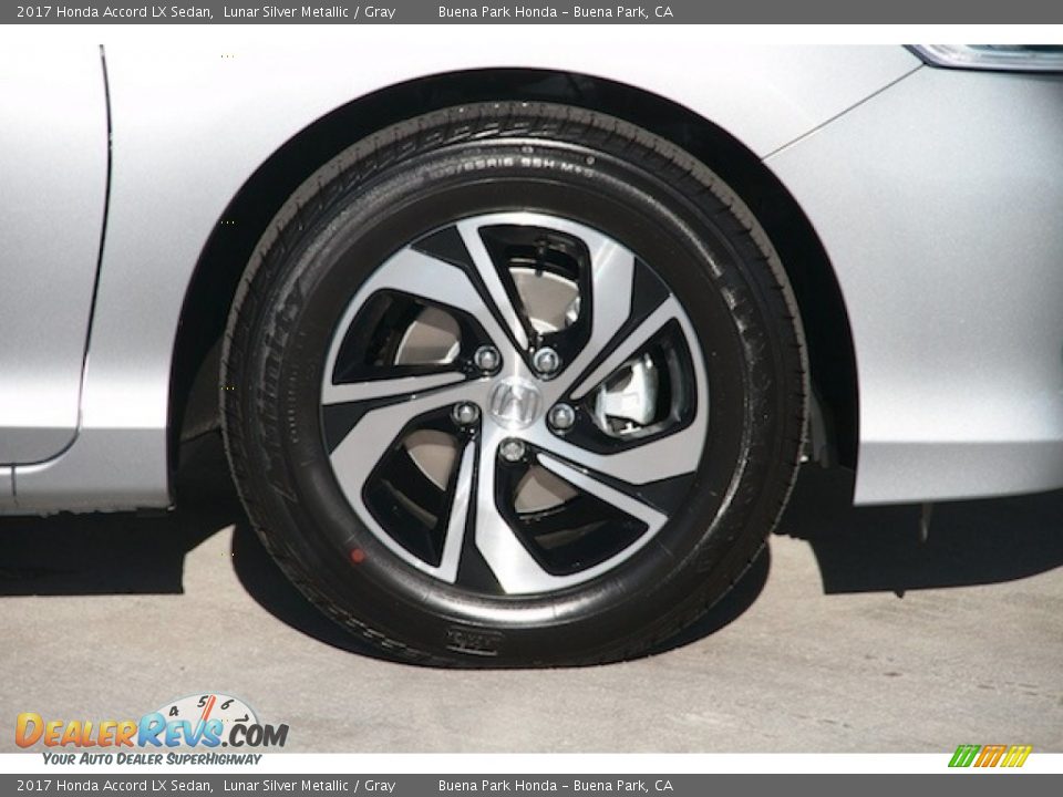 2017 Honda Accord LX Sedan Lunar Silver Metallic / Gray Photo #5