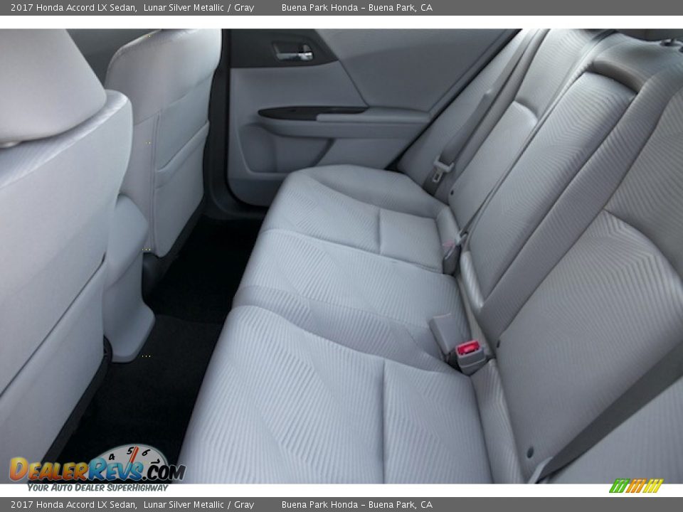 2017 Honda Accord LX Sedan Lunar Silver Metallic / Gray Photo #11