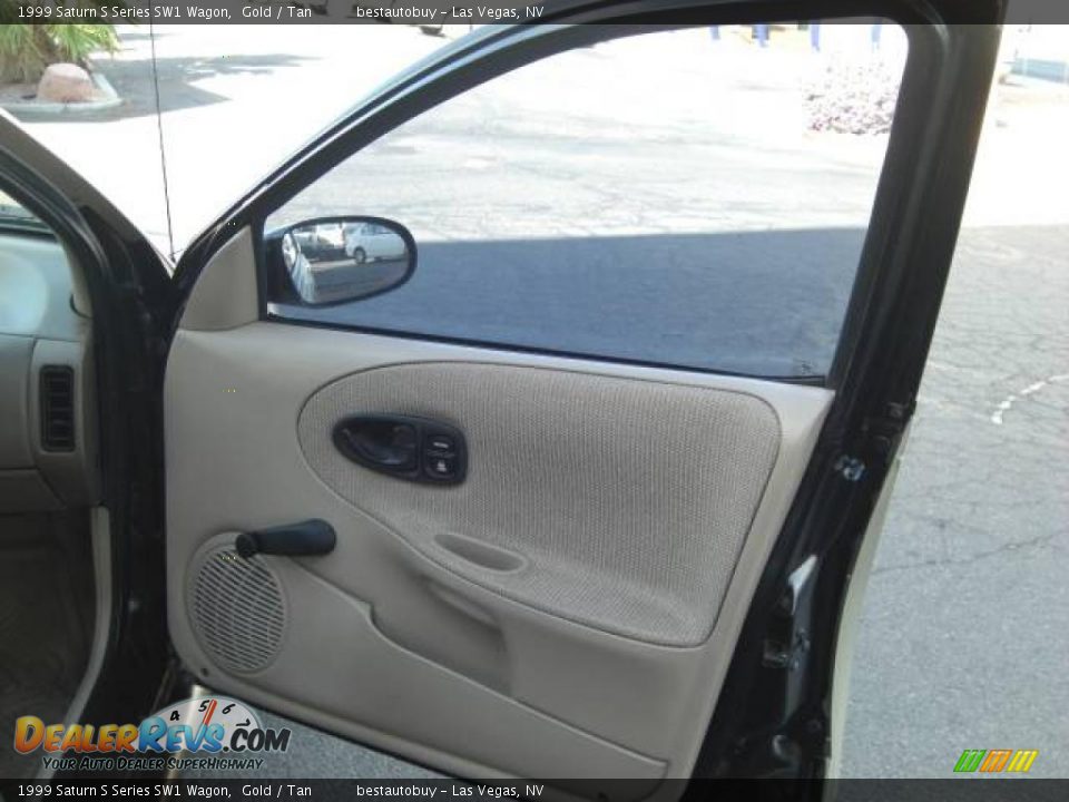 1999 Saturn S Series SW1 Wagon Gold / Tan Photo #33