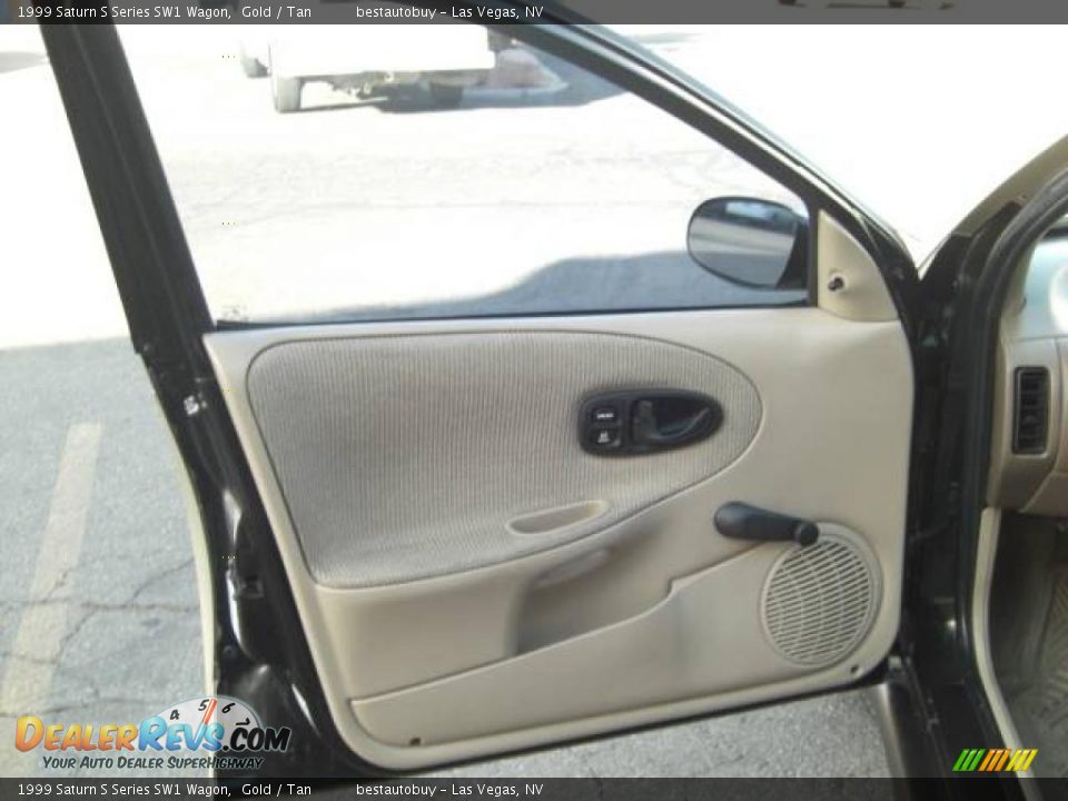 1999 Saturn S Series SW1 Wagon Gold / Tan Photo #36