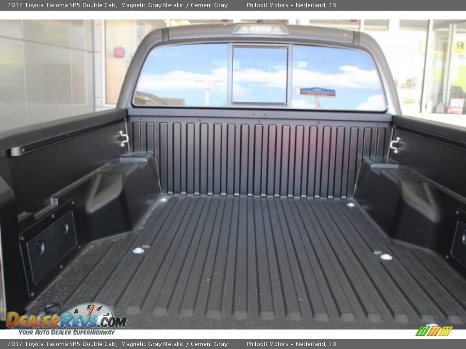2017 Toyota Tacoma SR5 Double Cab Magnetic Gray Metallic / Cement Gray Photo #20