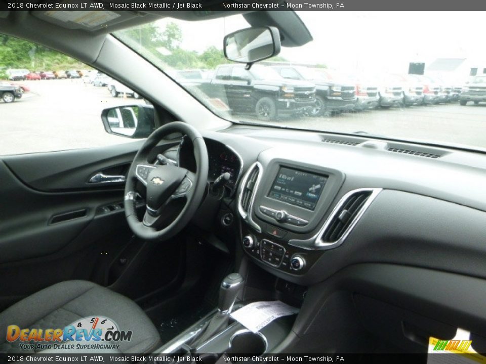 2018 Chevrolet Equinox LT AWD Mosaic Black Metallic / Jet Black Photo #11