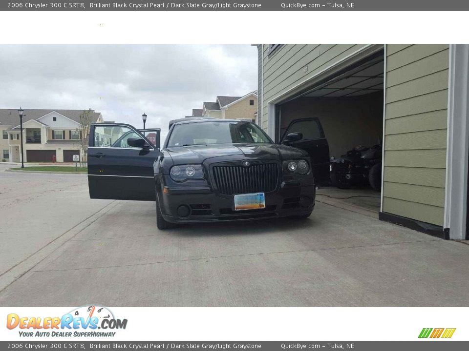 2006 Chrysler 300 C SRT8 Brilliant Black Crystal Pearl / Dark Slate Gray/Light Graystone Photo #3