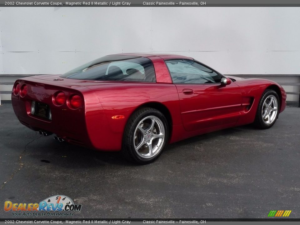 2002 Chevrolet Corvette Coupe Magnetic Red II Metallic / Light Gray Photo #2