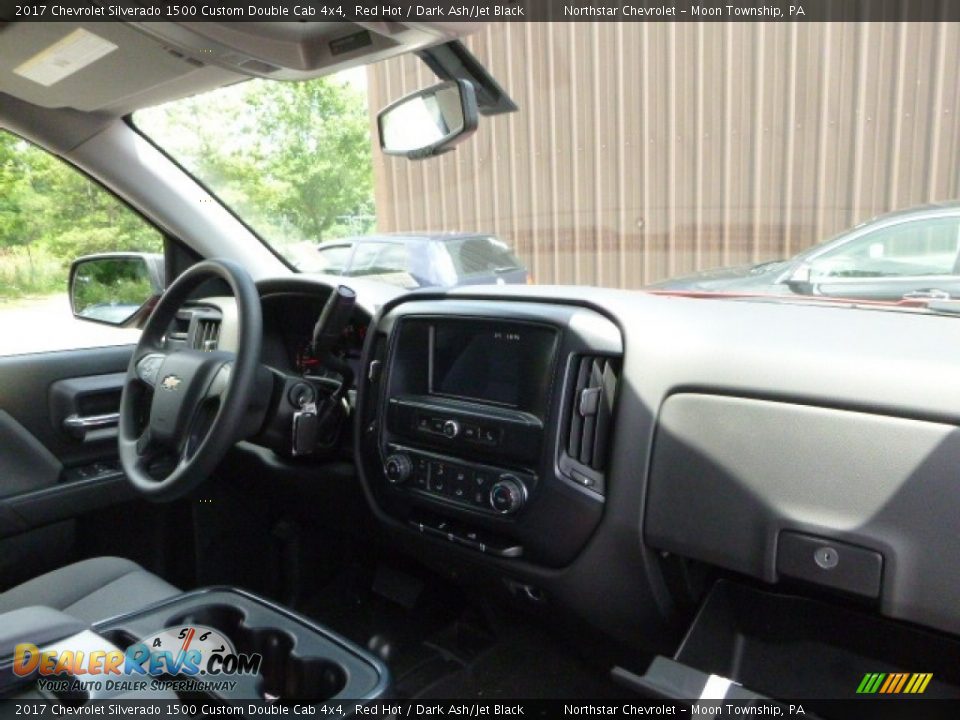 2017 Chevrolet Silverado 1500 Custom Double Cab 4x4 Red Hot / Dark Ash/Jet Black Photo #12