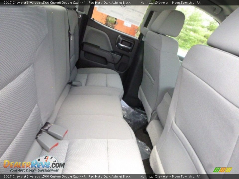 2017 Chevrolet Silverado 1500 Custom Double Cab 4x4 Red Hot / Dark Ash/Jet Black Photo #13