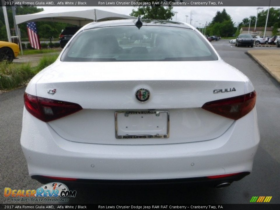 2017 Alfa Romeo Giulia AWD Alfa White / Black Photo #5
