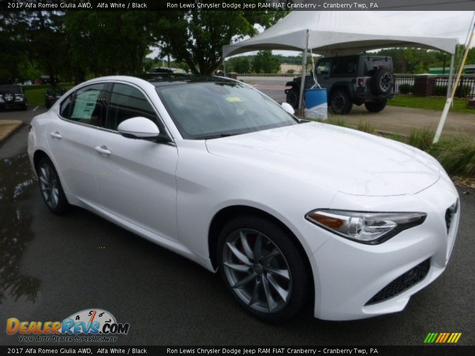 2017 Alfa Romeo Giulia AWD Alfa White / Black Photo #9