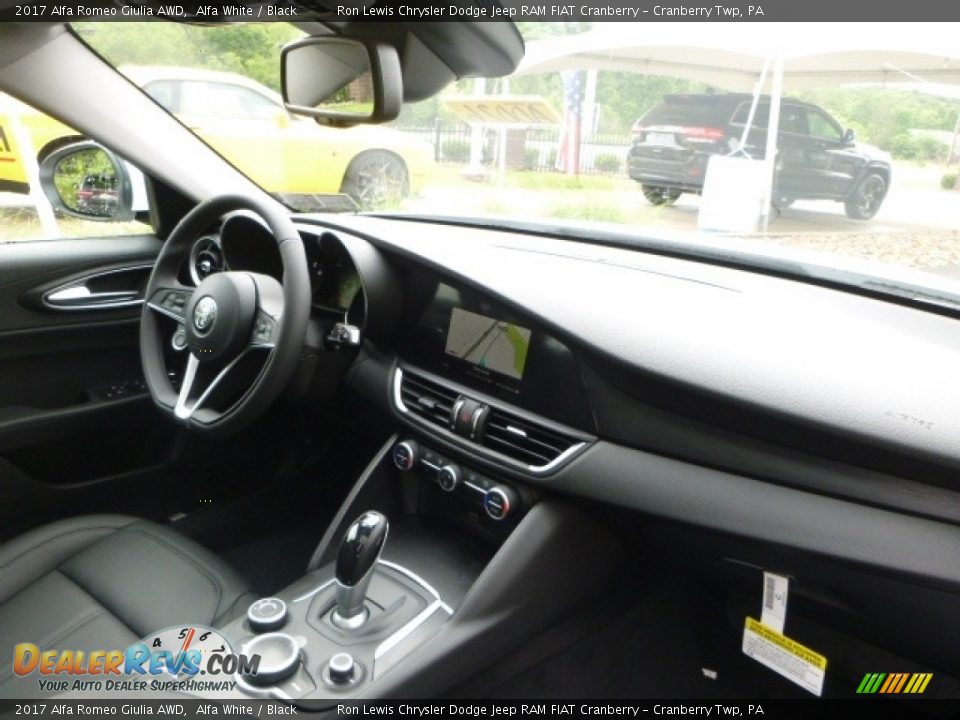2017 Alfa Romeo Giulia AWD Alfa White / Black Photo #15