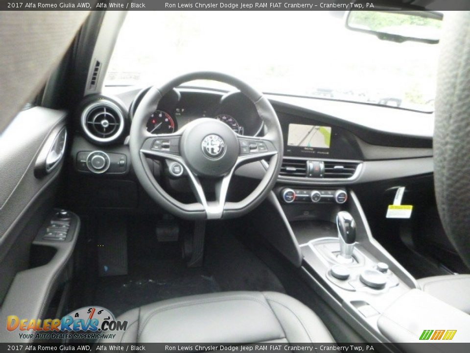 2017 Alfa Romeo Giulia AWD Alfa White / Black Photo #16