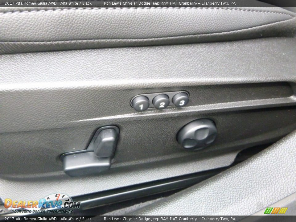 2017 Alfa Romeo Giulia AWD Alfa White / Black Photo #22
