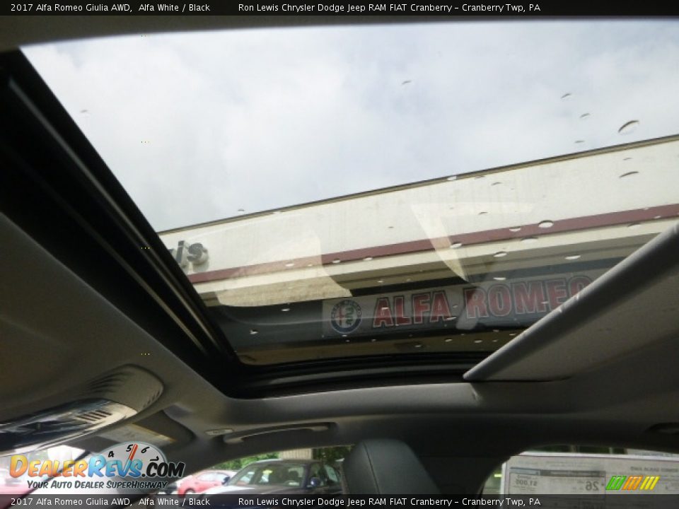 2017 Alfa Romeo Giulia AWD Alfa White / Black Photo #23