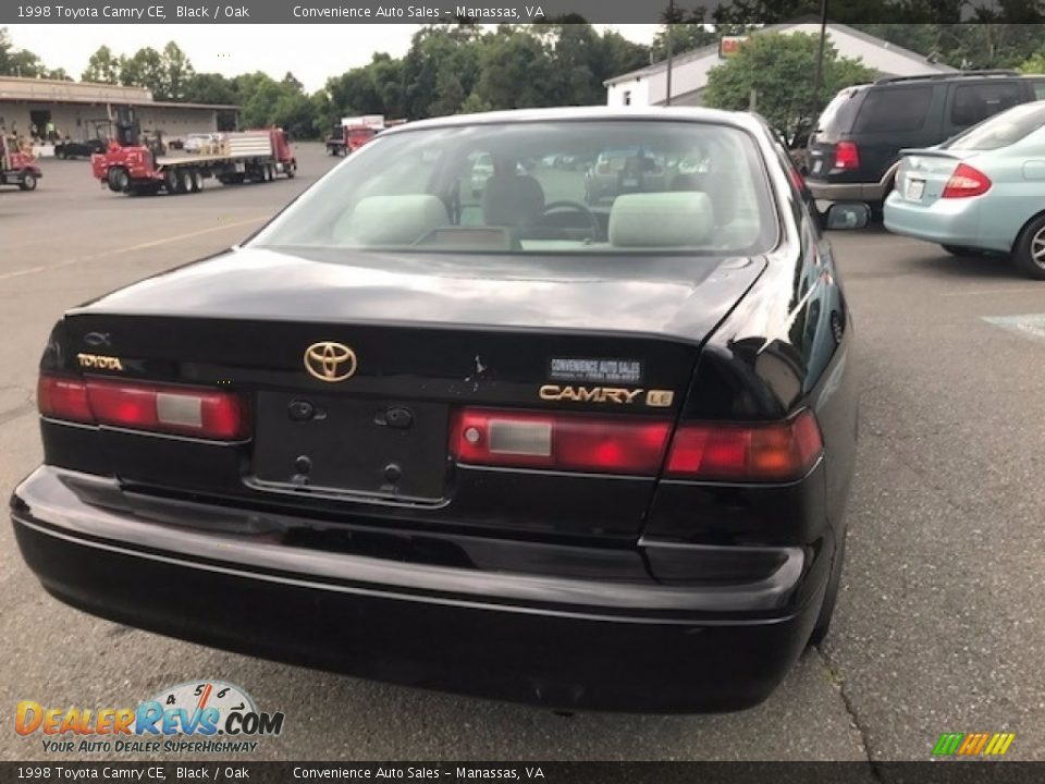 1998 Toyota Camry CE Black / Oak Photo #7