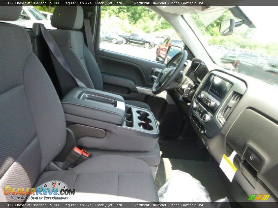 2017 Chevrolet Silverado 1500 LT Regular Cab 4x4 Black / Jet Black Photo #11