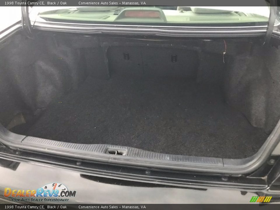 1998 Toyota Camry CE Black / Oak Photo #20