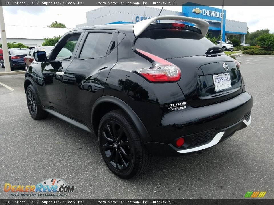 2017 Nissan Juke SV Super Black / Black/Silver Photo #3