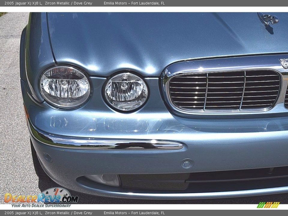 2005 Jaguar XJ XJ8 L Zircon Metallic / Dove Grey Photo #13