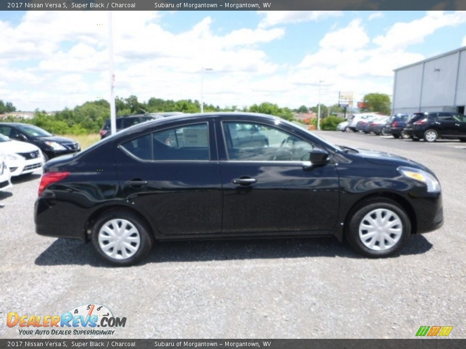 2017 Nissan Versa S Super Black / Charcoal Photo #3