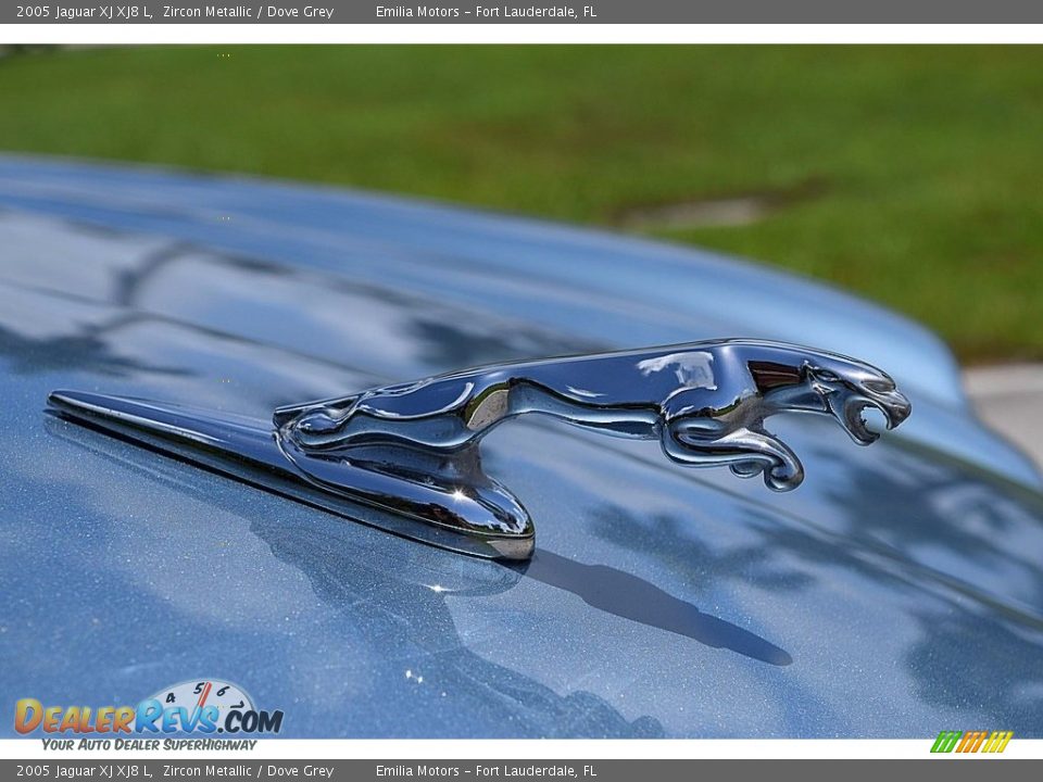 2005 Jaguar XJ XJ8 L Zircon Metallic / Dove Grey Photo #25