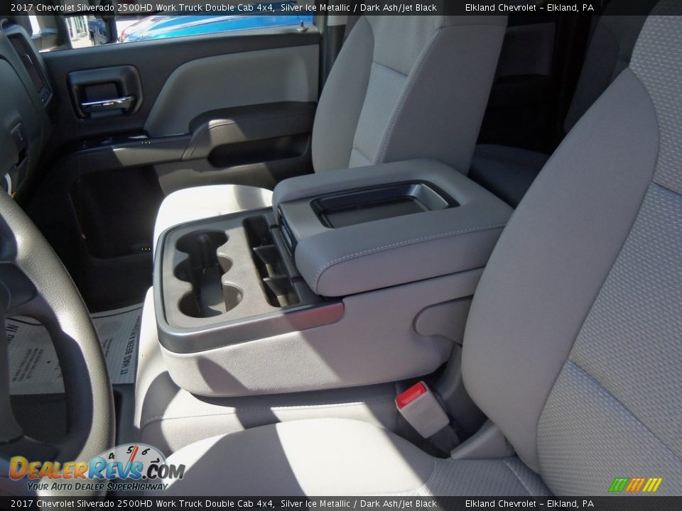 2017 Chevrolet Silverado 2500HD Work Truck Double Cab 4x4 Silver Ice Metallic / Dark Ash/Jet Black Photo #16
