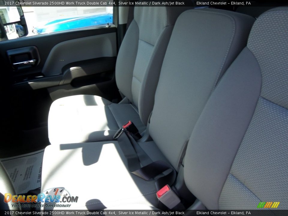 2017 Chevrolet Silverado 2500HD Work Truck Double Cab 4x4 Silver Ice Metallic / Dark Ash/Jet Black Photo #17