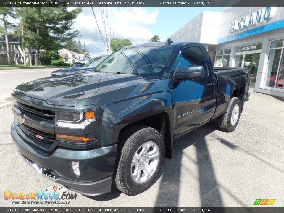 2017 Chevrolet Silverado 1500 LT Regular Cab 4x4 Graphite Metallic / Jet Black Photo #3