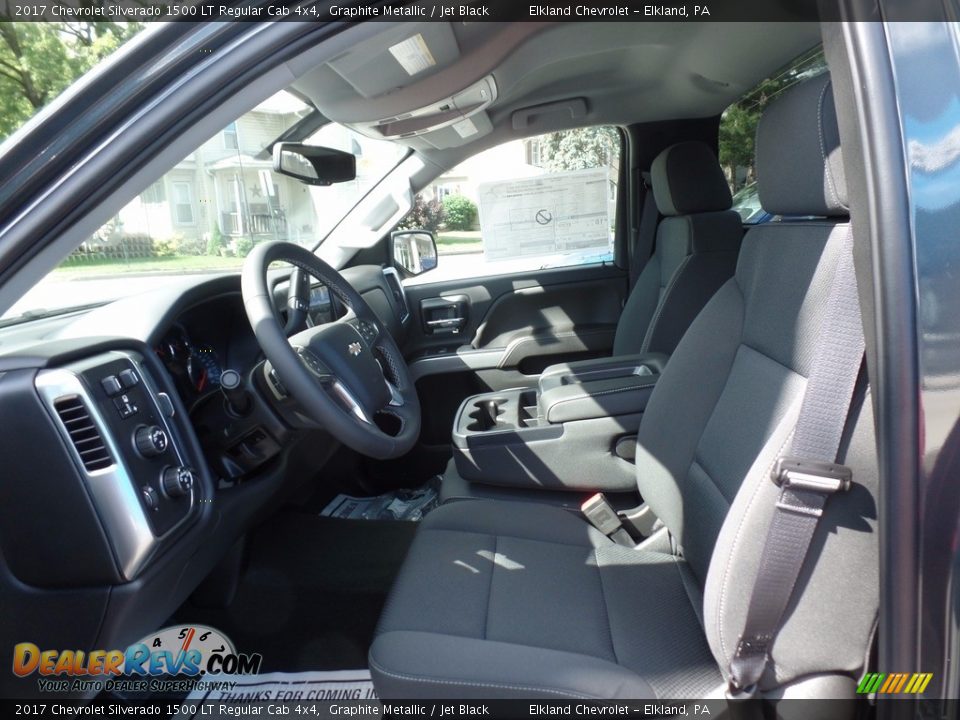 2017 Chevrolet Silverado 1500 LT Regular Cab 4x4 Graphite Metallic / Jet Black Photo #14