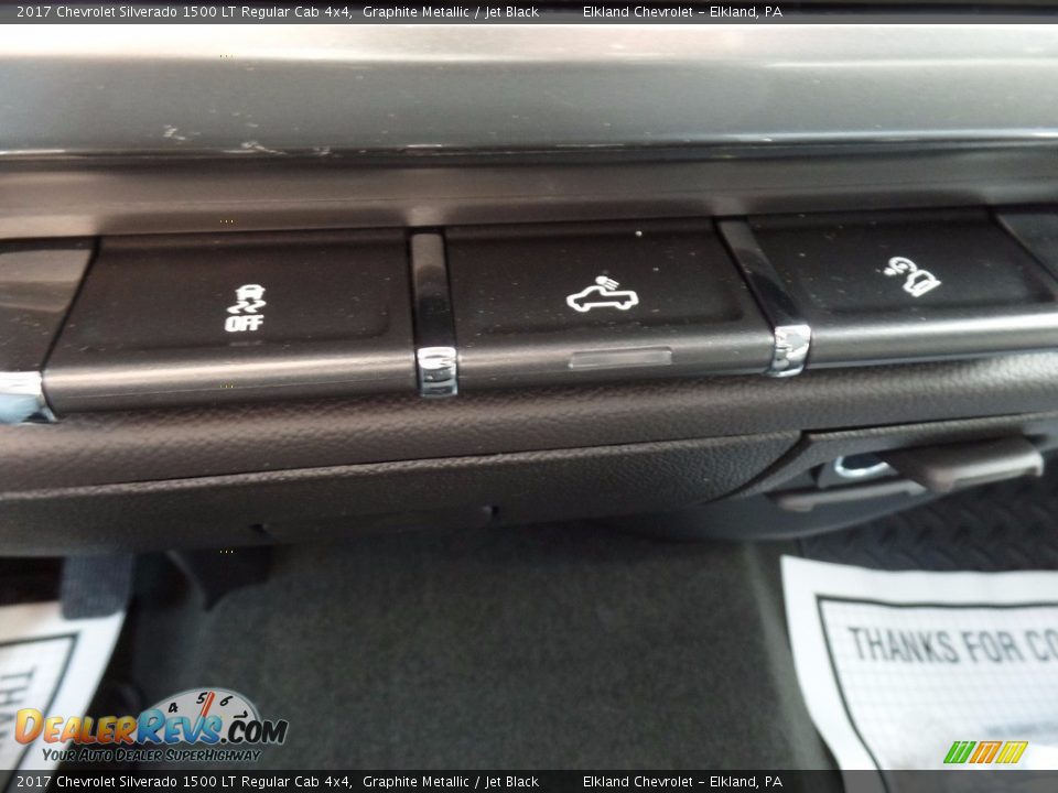 2017 Chevrolet Silverado 1500 LT Regular Cab 4x4 Graphite Metallic / Jet Black Photo #30